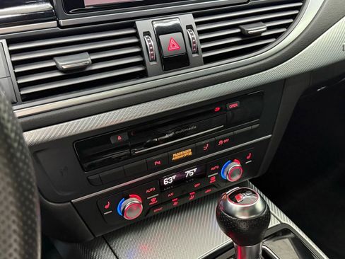 Used 2016 Audi RS 7 Prestige w/ RS 7 Dynamic Package image 40