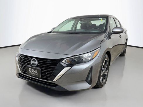 Used 2024 Nissan Sentra SV FWD image 4