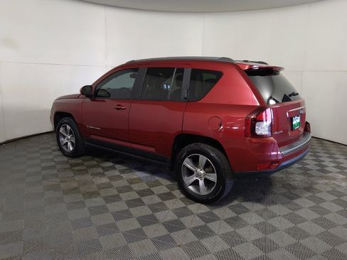 Used 2016 Jeep Compass High Altitude AWD/4WD image 3