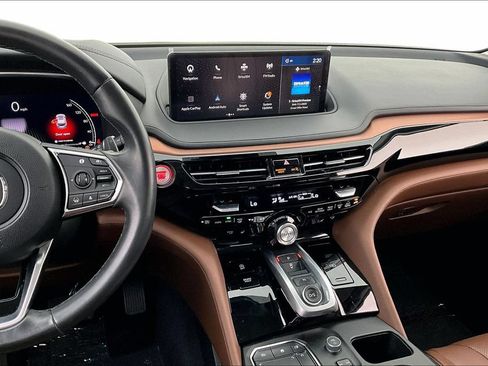 Certified 2024 Acura MDX FWD w/ Technology Package image 8