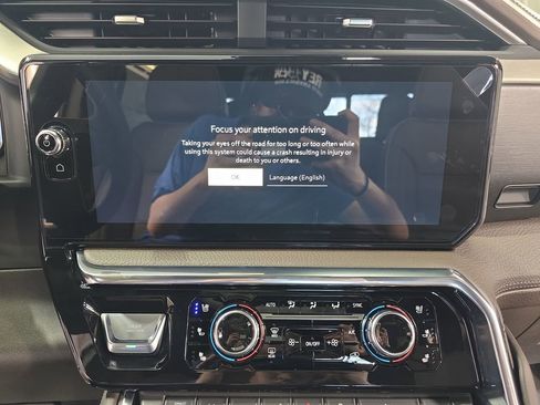 New 2026 GMC Sierra 3500 Denali w/ Denali Reserve Package AWD/4WD image 19