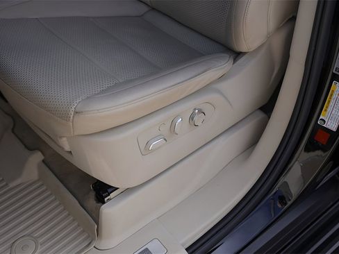 Certified 2024 Cadillac Escalade ESV Sport Platinum w/ LPO, Floor Liner Package image 8