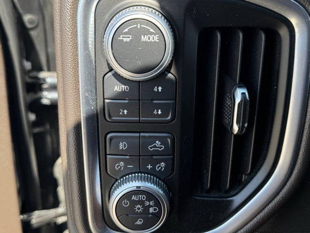 Used 2021 GMC Sierra 1500 Denali w/ Denali Ultimate Package AWD/4WD image 24