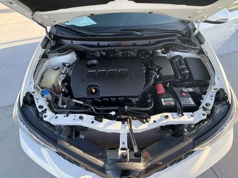 Used 2018 Toyota Corolla iM w/ Carpet Mat Package (TMS) FWD image 31