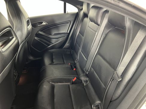 Used 2016 Mercedes-Benz CLA 250 image 26