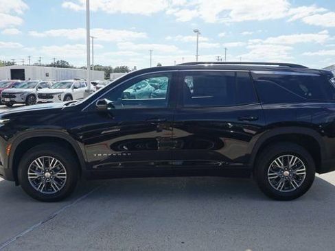 New 2026 Chevrolet Traverse LT image 16