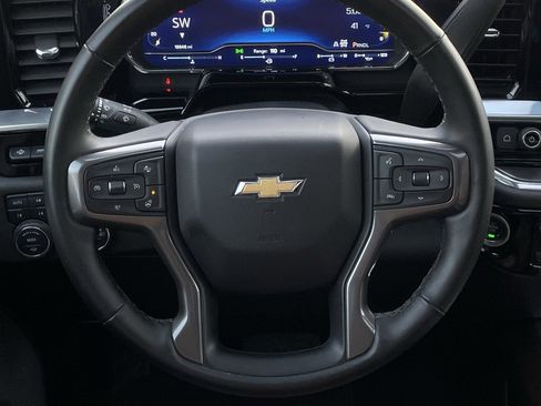 Used 2025 Chevrolet Silverado 2500 High Country w/ High Country Premium Package image 12