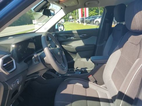 Used 2024 Chevrolet TrailBlazer LT w/ Driver Confidence Package FWD image 14