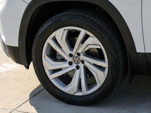Used 2021 Volkswagen Atlas Cross Sport SEL FWD image 54
