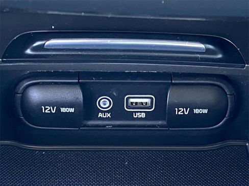 Used 2020 Kia Optima S image 29