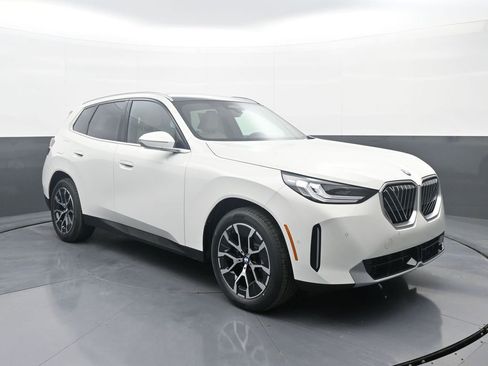 New 2026 BMW X3 xDrive30 w/ Convenience Package AWD/4WD image 3