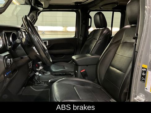 Used 2021 Jeep Wrangler Unlimited Sahara w/ Cold Weather Group image 12