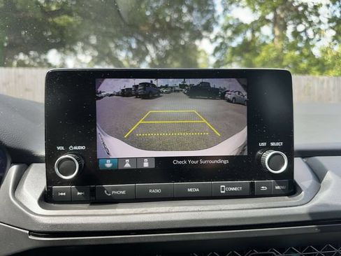 Used 2025 Honda Accord LX image 16