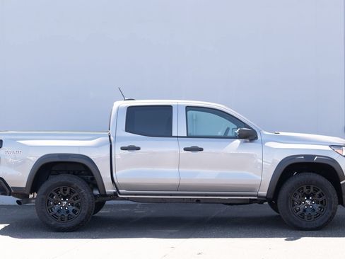 Used 2024 Chevrolet Colorado Trail Boss w/ Advanced Trailering Package AWD/4WD image 22