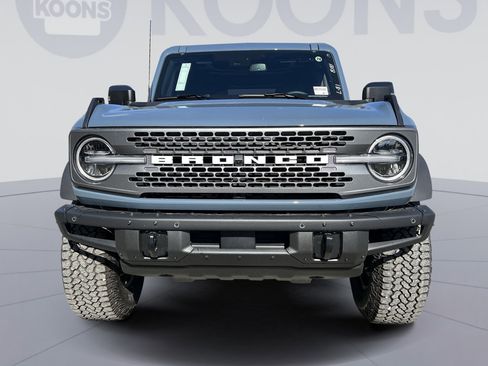 New 2025 Ford Bronco Badlands image 11