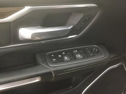Used 2020 RAM 1500 Laramie AWD/4WD image 21