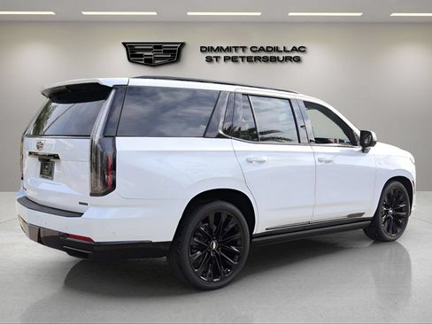 Used 2026 Cadillac Escalade Platinum Sport w/ LPO, ONYX Package AWD/4WD image 5