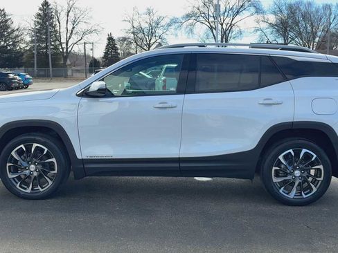 Used 2024 GMC Terrain SLT w/ LPO, Floor Liner Package image 5