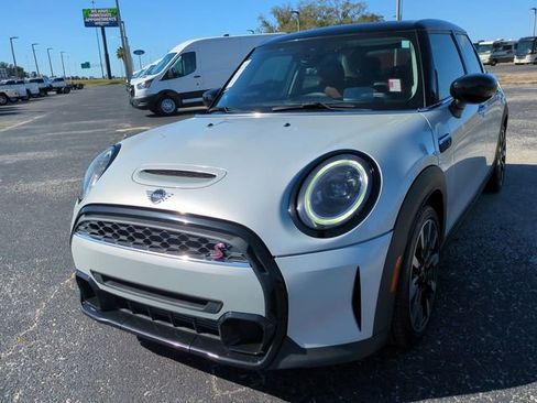Used 2022 MINI Cooper S image 9