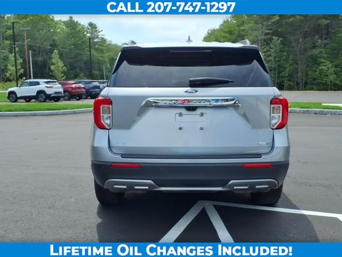 Used 2020 Ford Explorer XLT w/ Equipment Group 202A AWD/4WD image 6