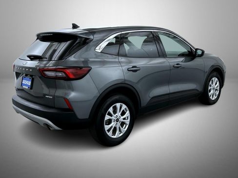 Used 2023 Ford Escape Active AWD/4WD image 5