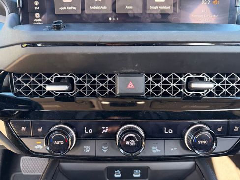 Used 2025 Honda Accord Touring image 14