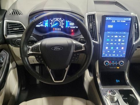 Used 2022 Ford Edge Titanium image 22