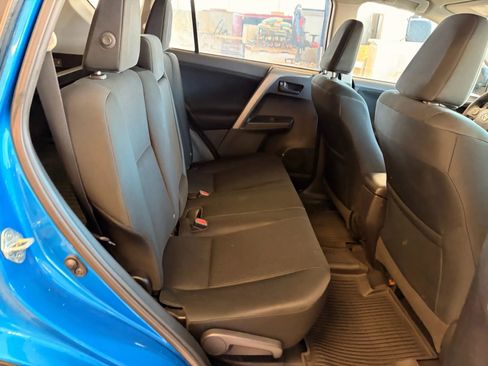 Used 2016 Toyota RAV4 LE image 20