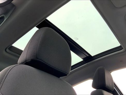 Used 2024 Chevrolet Malibu LT image 24