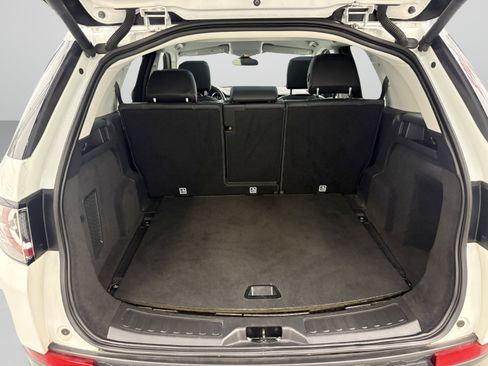 Used 2019 Land Rover Discovery Sport HSE AWD/4WD image 9