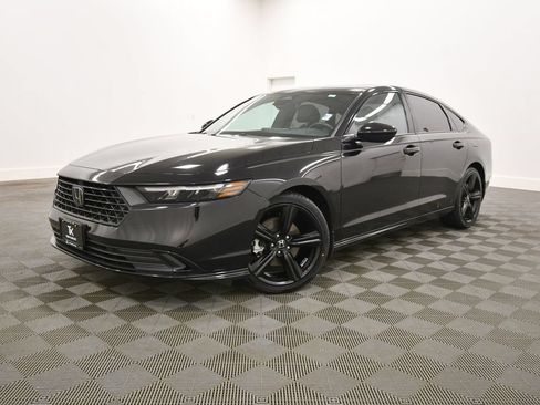 Certified 2025 Honda Accord Sport image 2