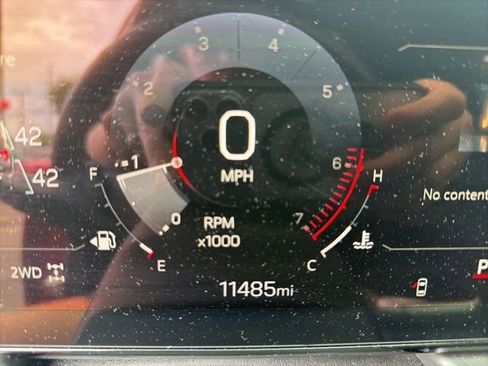 Used 2025 GMC Terrain Elevation AWD/4WD image 2