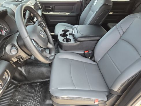 New 2026 RAM 2500 Tradesman w/ Chrome Appearance Group RWD image 10