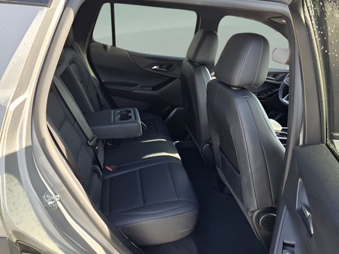 Used 2025 Chevrolet Equinox LT w/ Convenience Package II AWD/4WD image 14