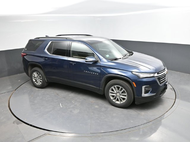 Used 2023 Chevrolet Traverse LT FWD image 35