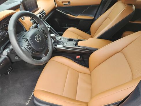 Used 2022 Lexus IS 300 w/ Premium Package RWD image 11