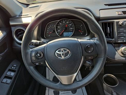 Used 2015 Toyota RAV4 XLE AWD/4WD image 9