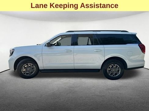 Used 2025 Ford Expedition Max Active AWD/4WD image 7