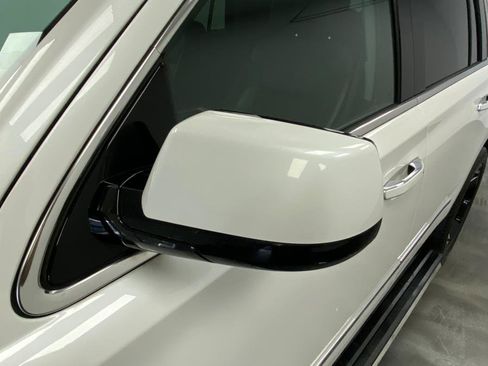 Used 2017 GMC Yukon Denali w/ Open Road Package image 12