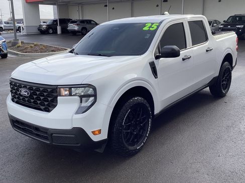 Used 2025 Ford Maverick XL w/ Equipment Group 102A image 6