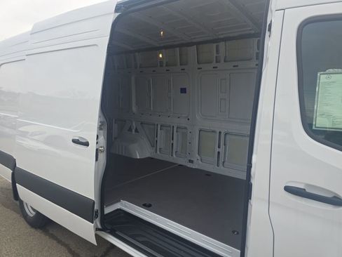 New 2026 Mercedes-Benz Sprinter 3500 image 23