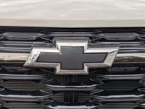 New 2026 Chevrolet Trax RS w/ Driver Confidence Package image 17