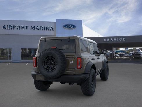 New 2026 Ford Bronco Badlands image 9