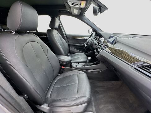 Used 2018 BMW X1 xDrive28i image 19