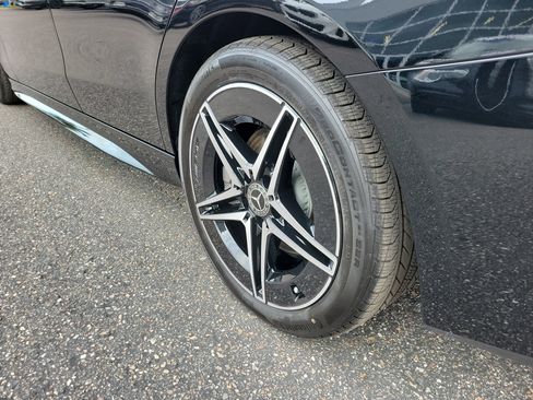 Certified 2025 Mercedes-Benz C 300 Sedan image 5