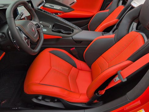 Used 2025 Chevrolet Corvette Stingray Premium Conv image 19