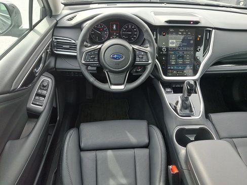 Certified 2025 Subaru Outback Limited AWD/4WD image 11