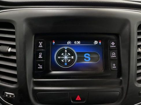 Used 2015 Chrysler 200 Limited w/ Convenience Group image 41