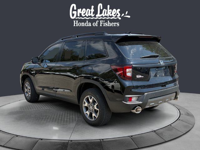 Used 2023 Honda Passport TrailSport image 3
