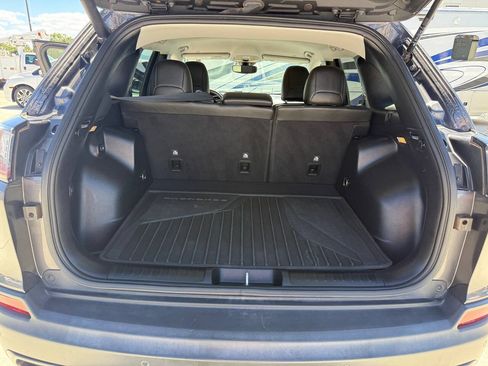 Used 2021 Jeep Cherokee Trailhawk w/ Technology Group AWD/4WD image 26